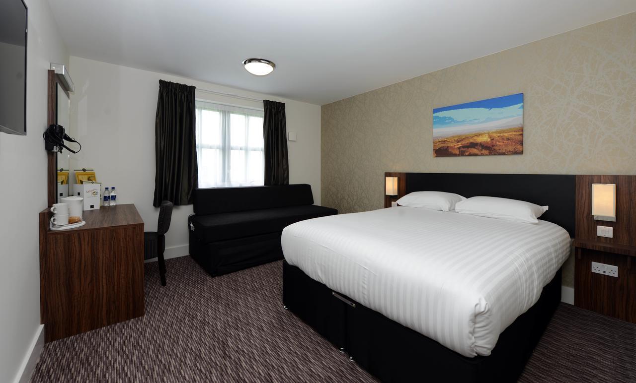 Willows, Blackburn By Marston'S Inn ภายนอก รูปภาพ