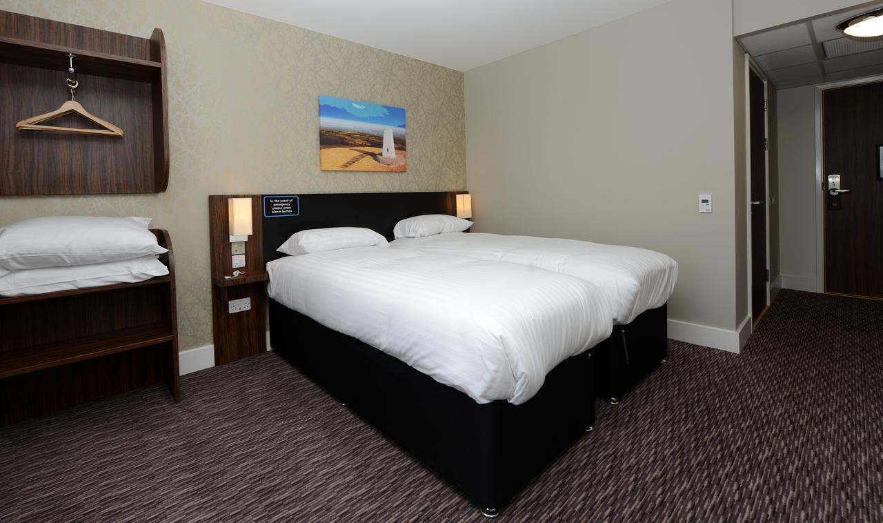 Willows, Blackburn By Marston'S Inn ภายนอก รูปภาพ